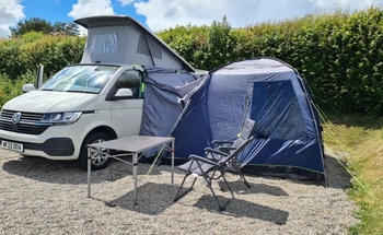 Rent this Volkswagen motorhome for 4 people in Merseyside from £103.00 p.d. - Goboony