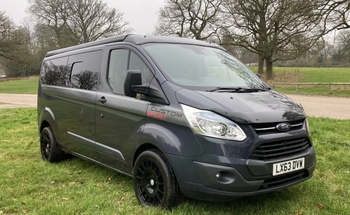 Rent this Ford motorhome for 4 people in Alsager from £95.00 p.d. - Goboony