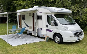 Rent this McLouis motorhome for 4 people in Hampshire from £109.00 p.d. - Goboony