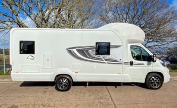 Rent this Swift motorhome for 8 people in Greater London from £242.00 p.d. - Goboony