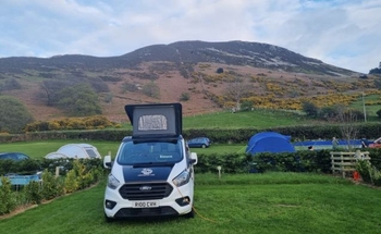 Rent this Ford motorhome for 4 people in Saint Dials from £133.00 p.d. - Goboony