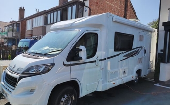 Rent this ELDDIS motorhome for 4 people in Birkenhead from £127.00 p.d. - Goboony