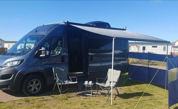 Rent this Peugeot motorhome for 2 people in Highland Council from £97.00 p.d. - Goboony