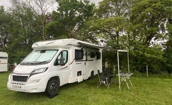 Rent this Elddis motorhome for 6 people in Sandridge from £120.00 p.d. - Goboony