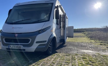 Rent this Roller Team motorhome for 4 people in West Sussex from £115.00 p.d. - Goboony