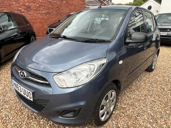 Hyundai i10, (2013)  Towing Vehicles for sale in South East