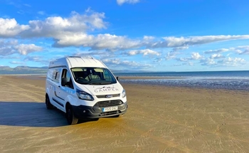 Rent this Ford motorhome for 2 people in Hadfield from £97.00 p.d. - Goboony
