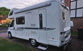 Rent this Fiat motorhome for 5 people in Duffryn from £145.00 p.d. - Goboony
