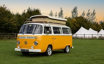 Rent this Volkswagen motorhome for 4 people in East Sussex from £97.00 p.d. - Goboony