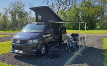 Rent this Volkswagen motorhome for 4 people in Bryncethin from £103.00 p.d. - Goboony