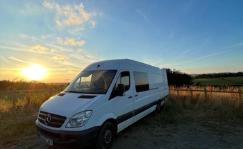 Rent this Mercedes-Benz motorhome for 3 people in Cornwall from £73.00 p.d. - Goboony