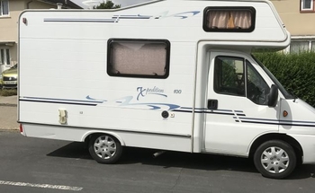 Rent this Peugeot boxer motorhome for 4 people in Gloucestershire from £109.00 p.d. - Goboony