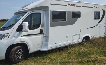 Rent this Pilote motorhome for 4 people in Birkenhead from £152.00 p.d. - Goboony