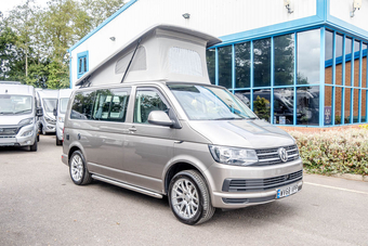 VW Danbury, 4 Berth, (2018) Used Motorhomes for sale