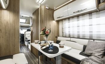 Rent this Roller Team motorhome for 6 people in Greater London from £250.00 p.d. - Goboony