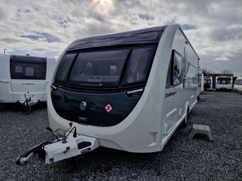 Swift Challenger X 880, 4 Berth, (2021) Used Touring Caravan for sale
