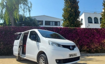 Rent this Nissan motorhome for 2 people in Edinburgh from £65.00 p.d. - Goboony