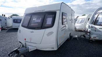 Lunar Quasar 462, (2012) Used Touring Caravan for sale