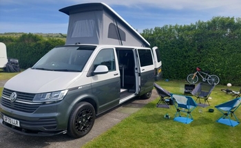 Rent this Volkswagen motorhome for 4 people in Glasgow from £84.00 p.d. - Goboony