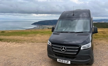 Rent this Mercedes-Benz motorhome for 2 people in Brighton and Hove from £119.00 p.d. - Goboony