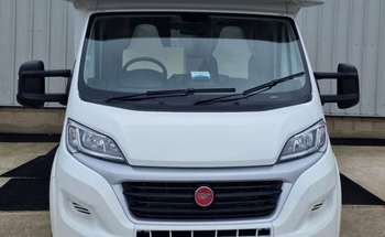 Rent this Fiat motorhome for 6 people in Swindon from £164.00 p.d. - Goboony