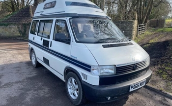 Rent this Volkswagen motorhome for 4 people in North Somerset from £145.00 p.d. - Goboony