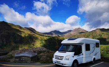 Rent this LMC motorhome for 3 people in Great Warley from £115.00 p.d. - Goboony