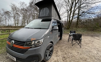 Rent this Volkswagen motorhome for 4 people in Staffordshire from £99.00 p.d. - Goboony