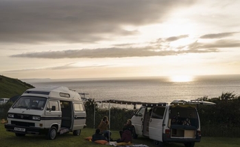 Rent this Volkswagen motorhome for 4 people in Devon from £120.00 p.d. - Goboony