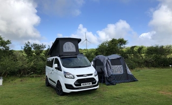 Rent this Ford motorhome for 4 people in Devon from £79.00 p.d. - Goboony