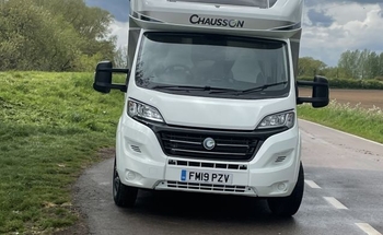 Rent this Chausson motorhome for 4 people in Misterton from £121.00 p.d. - Goboony
