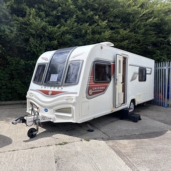 Bailey Unicorn Cadiz , 4 berth, (2014) Used - Good condition Touring Caravan for sale