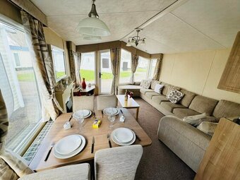 Willerby Newhampton, > 7 berth, (2013) Used - Good condition Static Caravans for sale