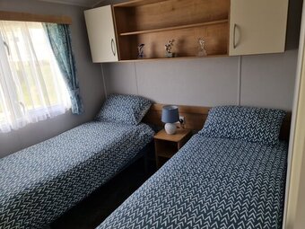 Willerby Ashurst, 6 berth, (2022) Used - Good condition Static Caravans for sale