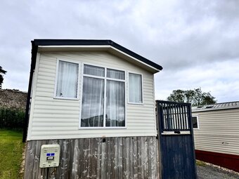 Willerby Grasmere, 6 berth, (2019) Used - Good condition Static Caravans for sale