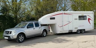 Fifth Wheel Company Globestormer and towing vehicle (Nissan Navara, 2006), 5 berth, (2008) Used - Good condition Touring Caravan for sale