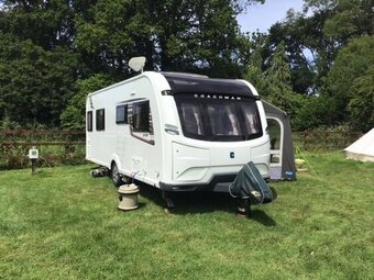 Coachman VIP 575, 4 berth, (2018) Used - Good condition Touring Caravan for sale