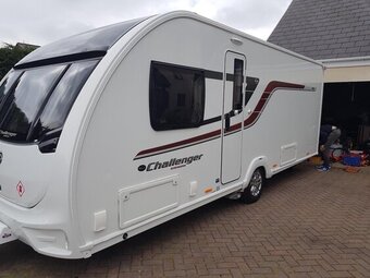 Swift CHALLENGER 580, 4 berth, (2016) Used - Good condition Touring Caravan for sale