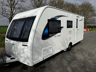 Lunar ULTIMA 524, 4 berth, (2017) Used - Good condition Touring Caravan for sale