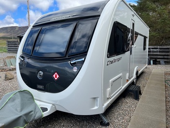 Swift Challenger 560, 4 berth, (2022) Used - Average condition for age Touring Caravan for sale