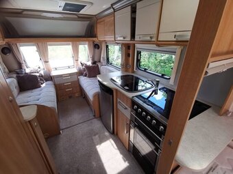 Coachman VIP 565, 4 berth, (2013) Used - Good condition Touring Caravan for sale