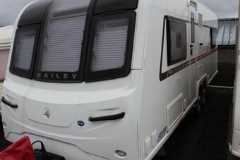 Bailey Unicorn Pamplona, 4 berth, (2019) Used - Good condition Touring Caravan for sale