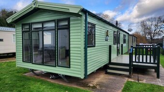 Willerby Avonmore, 4 berth, (2017) Used - Good condition Static Caravans for sale