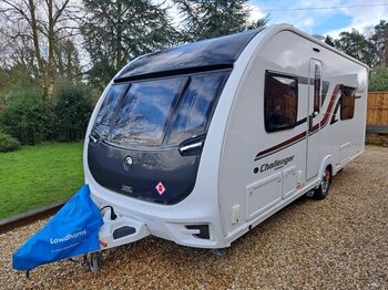 Swift Challenger 565, 4 berth, (2017) Used - Good condition Touring Caravan for sale