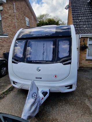 Swift Challenger 565, 4 berth, (2016) Used - Good condition Touring Caravan for sale