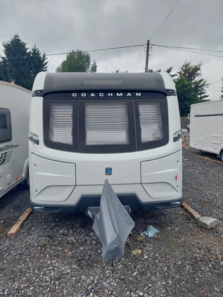 Coachman VIP 575, 4 berth, (2018) Used - Good condition Touring Caravan for sale