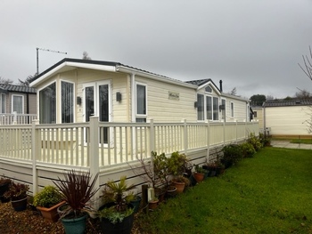 Willerby Meridan, 6 berth, (2012) Used - Good condition Static Caravans for sale
