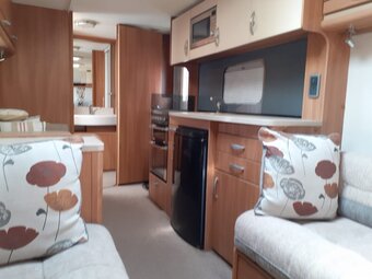 Swift FAIRWAY SE 524, 4 berth, (2014) Used - Average condition for age Touring Caravan for sale