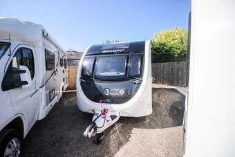 Swift Challenger 480, 2 berth, (2021) Used - Good condition Touring Caravan for sale