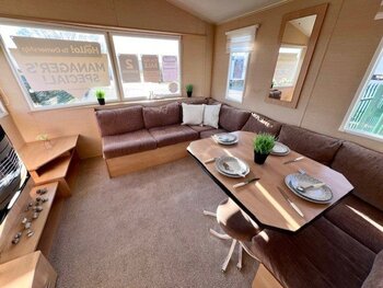 Willerby MAGNUM, 6 berth, (2011) Used - Good condition Static Caravans for sale